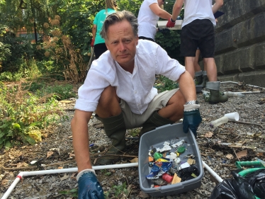 Thames Foreshore Clean Up