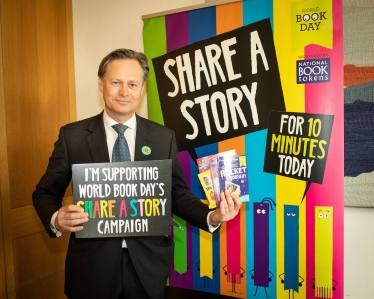 Matthew Offord MP celebrating World Book Day