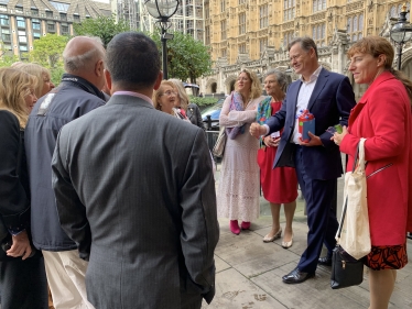 Matthew Offord with Hendon constituents and the Mayor of Barnet